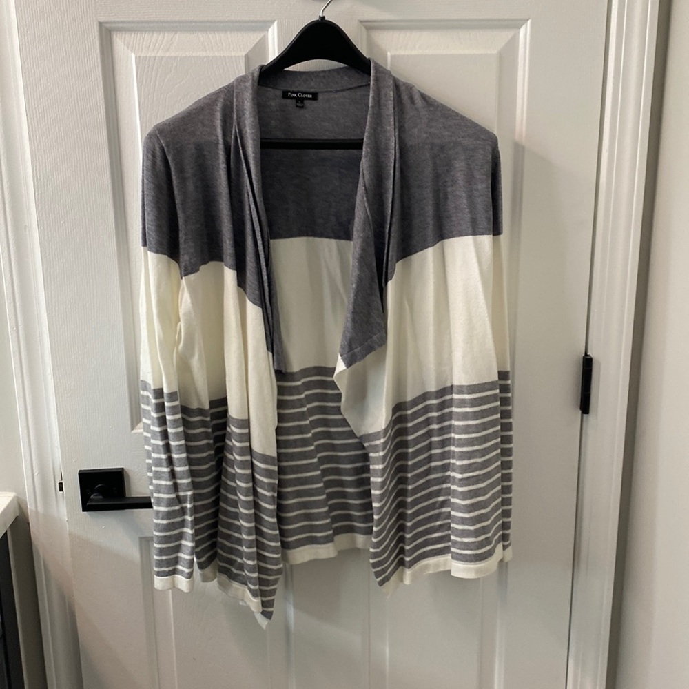 Pink Clover Grey and White Cardigan size large